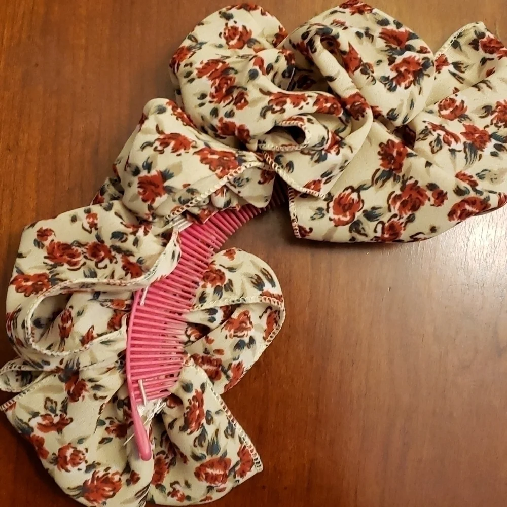 Hair Scruncies and Combs Assorted Colors and Size Bundle of 10